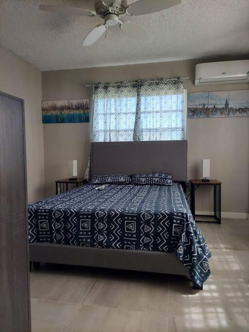 Modern Apartment At The Worthington Kingston Ngoại thất bức ảnh